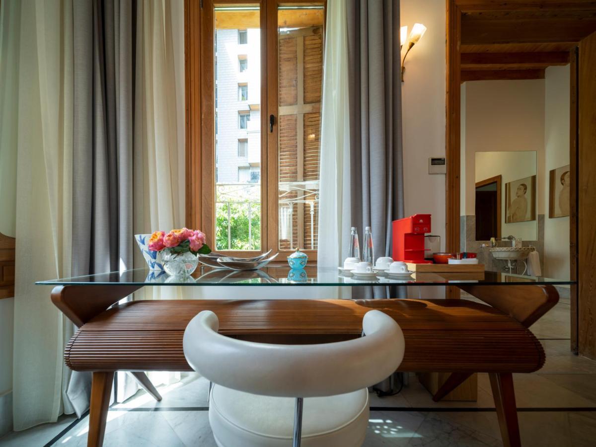 Superior King Suite
