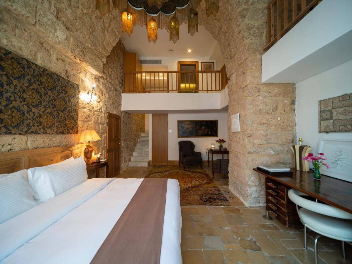 Superior King Suite