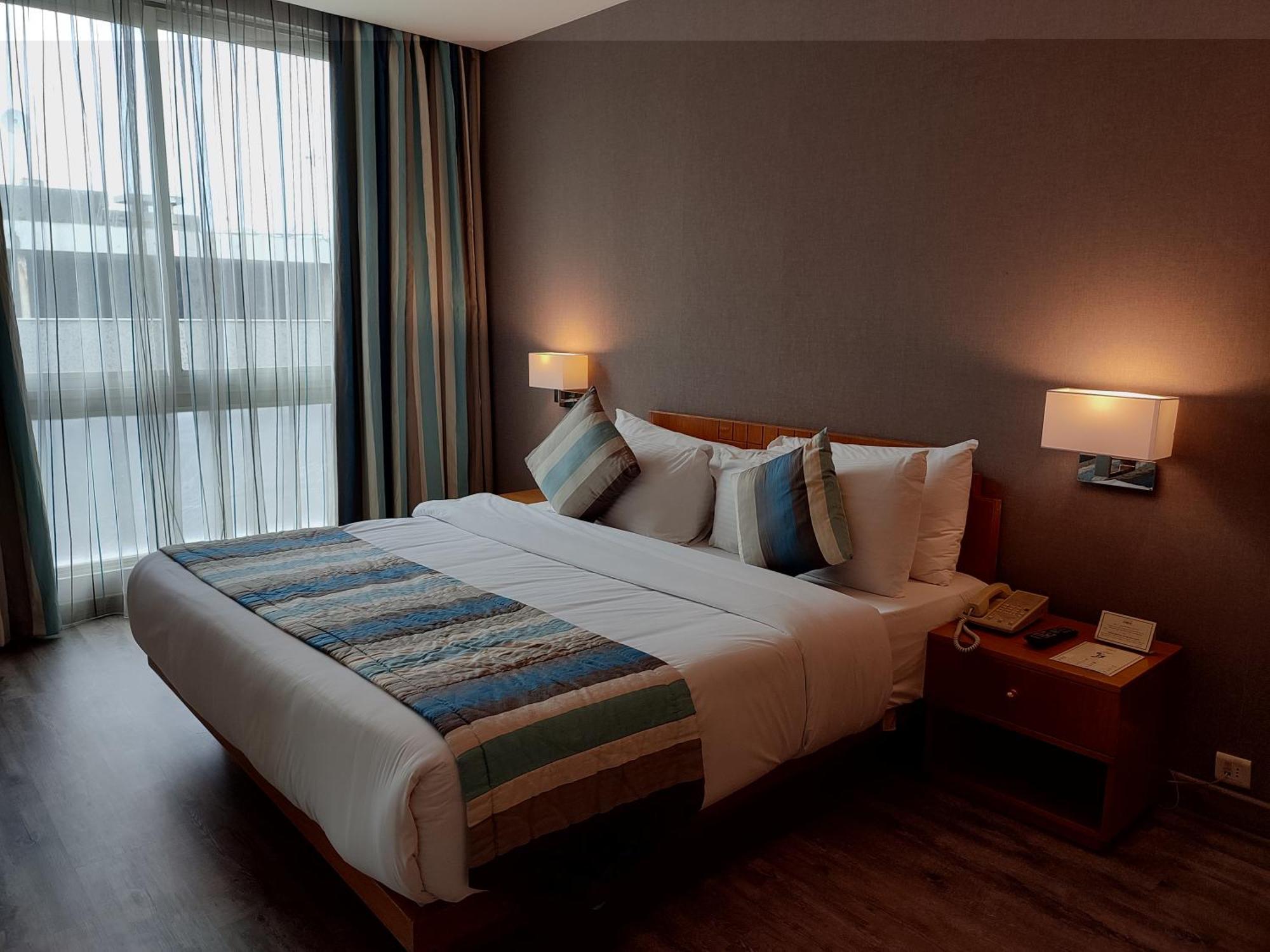 One-Bedroom Suite