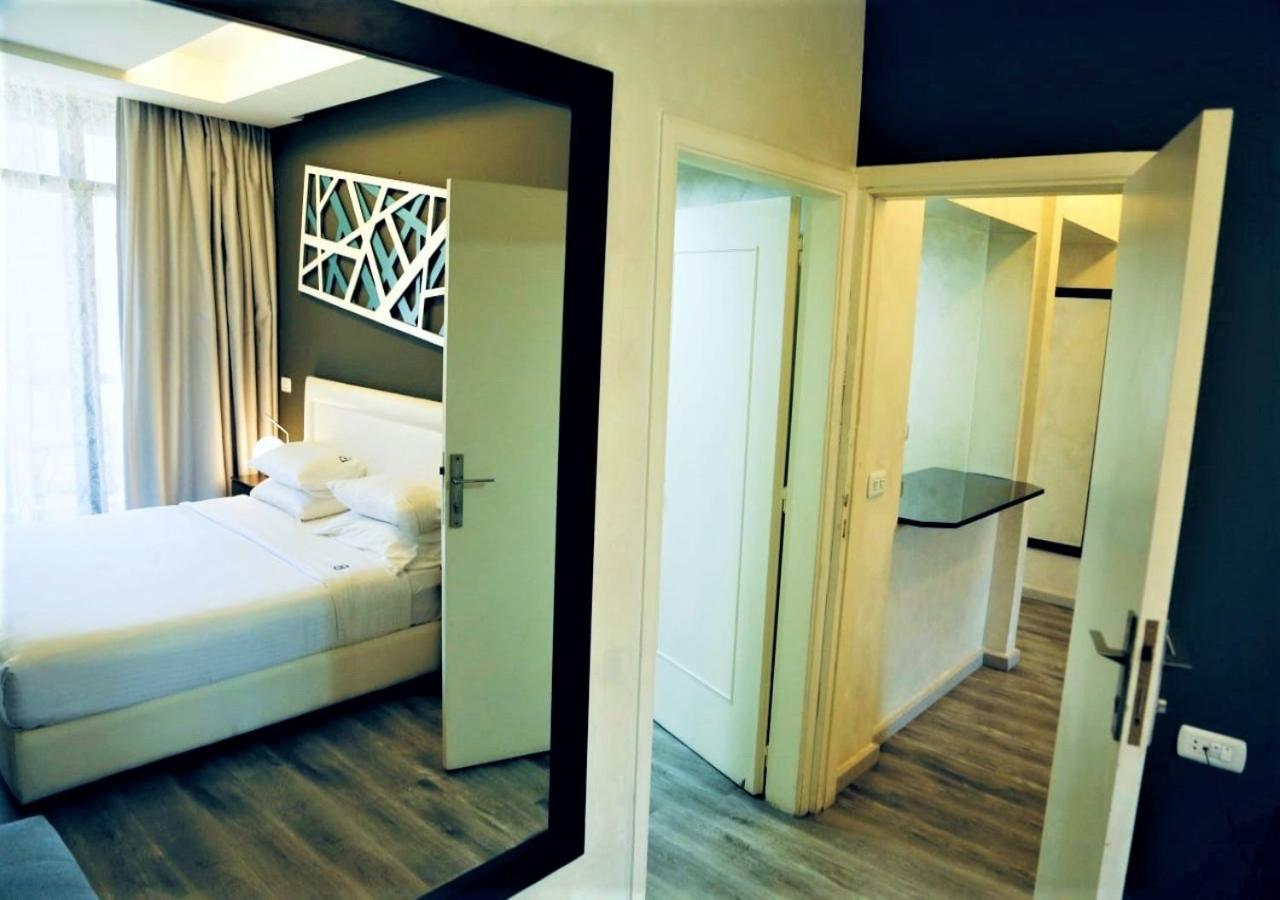 Executive Suite 2 Balconies