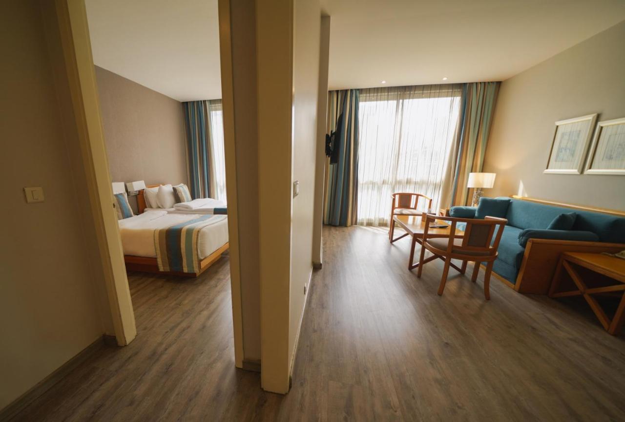 One-Bedroom Suite