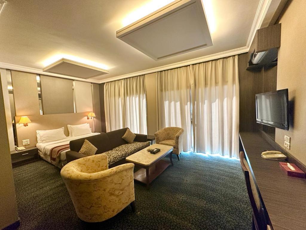 Junior Suite