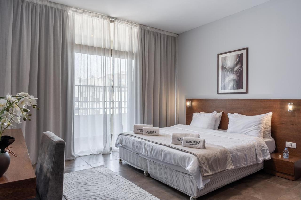 Three-Bedroom Apartment Penthouse