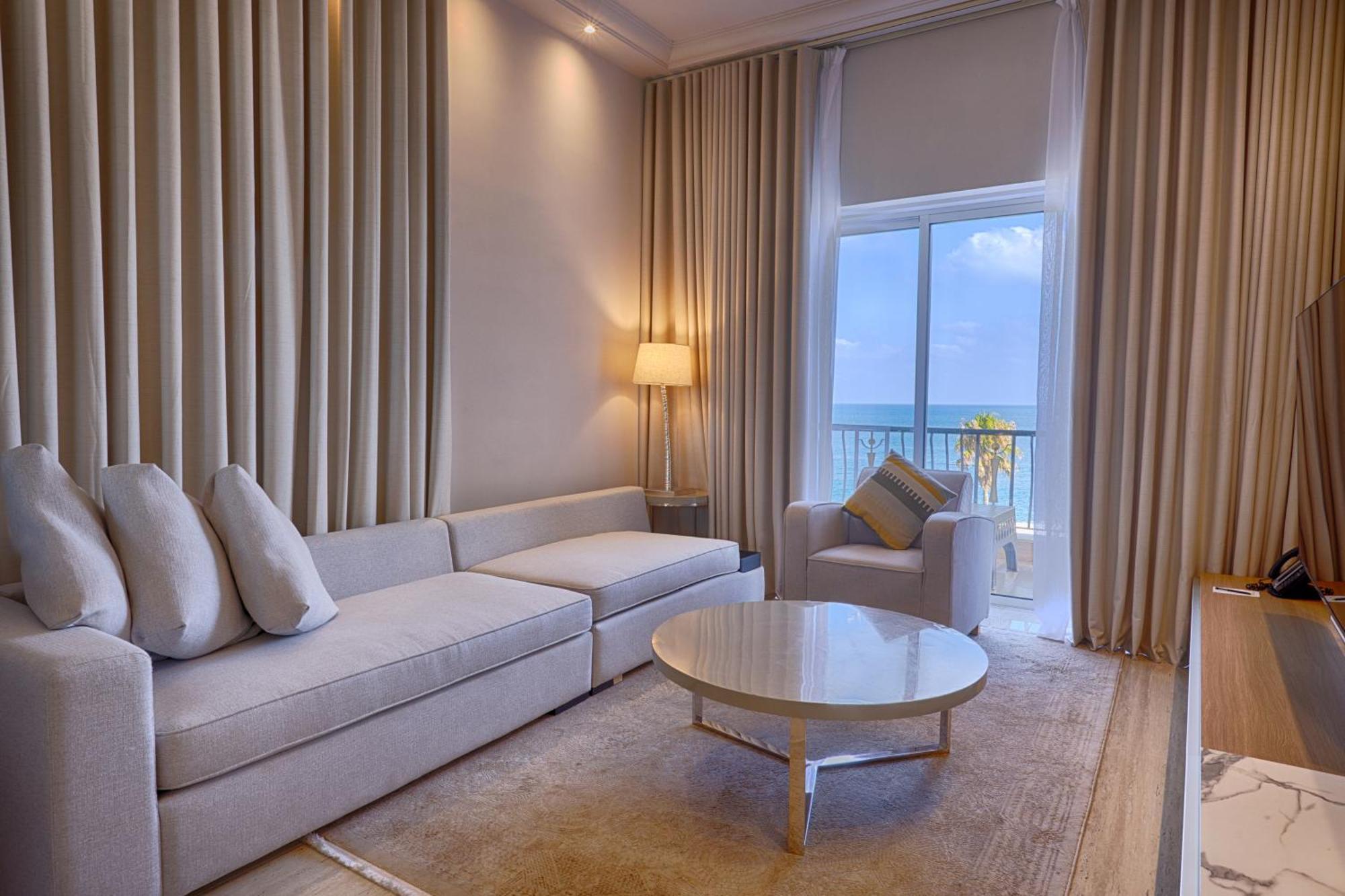 Panoramic Suite