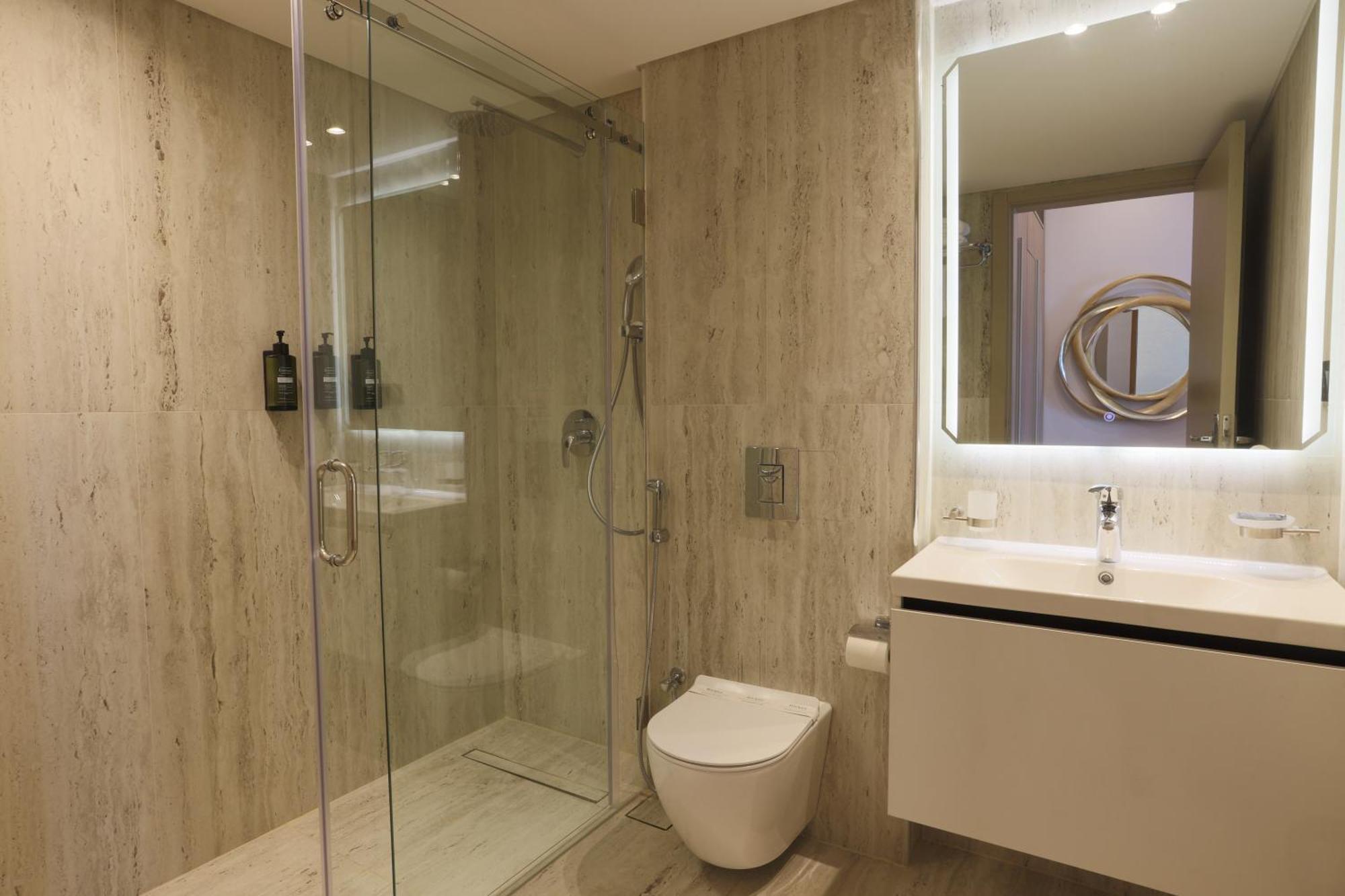 Premium Suite