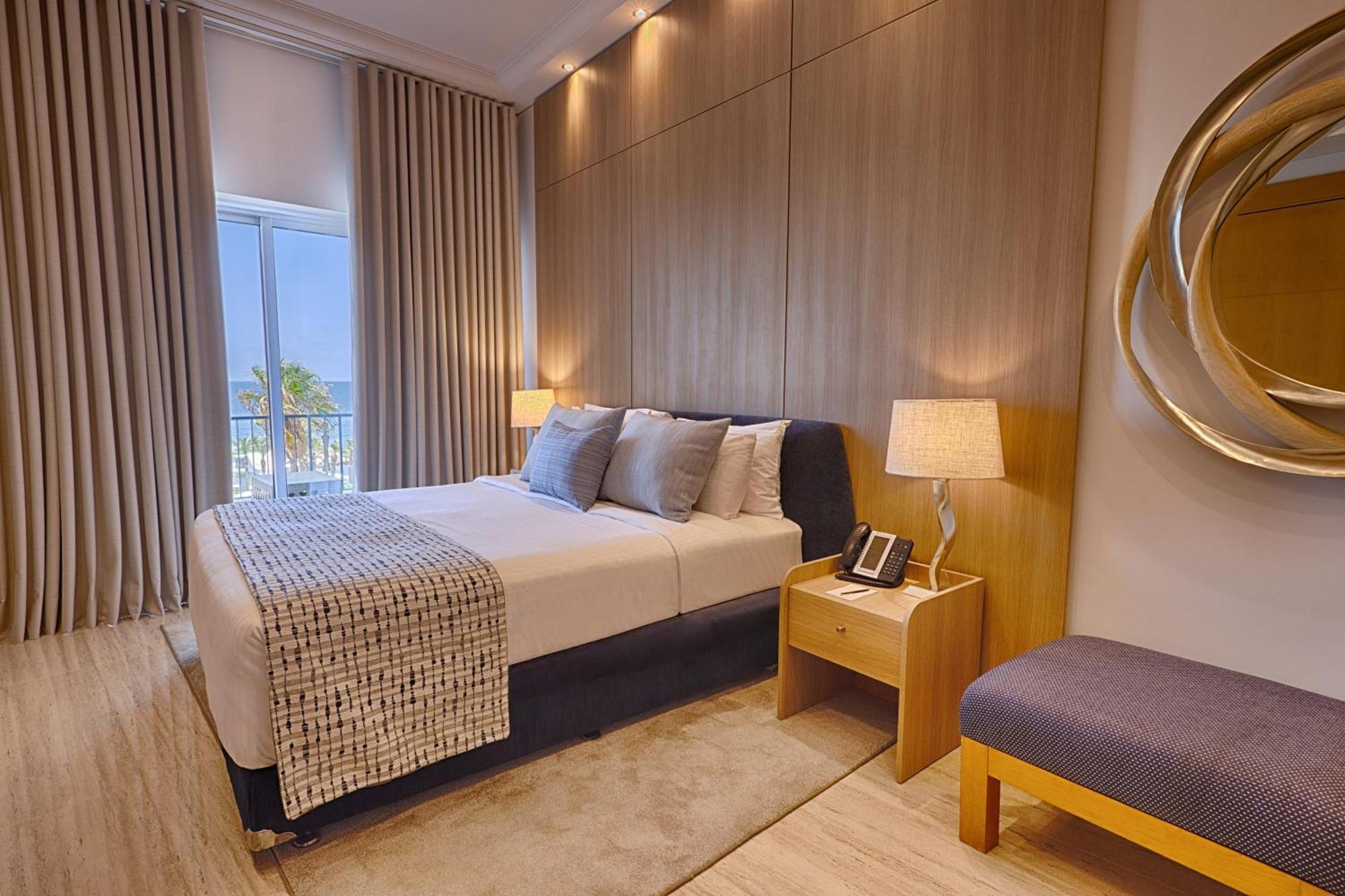 Premium Suite