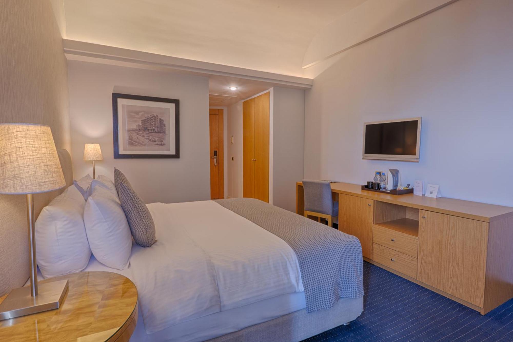 Deluxe Double Room Partial Sea View