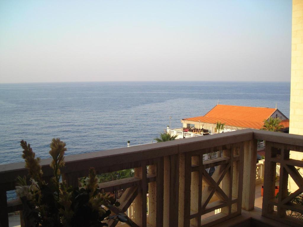 Double or Twin Room Sea View
