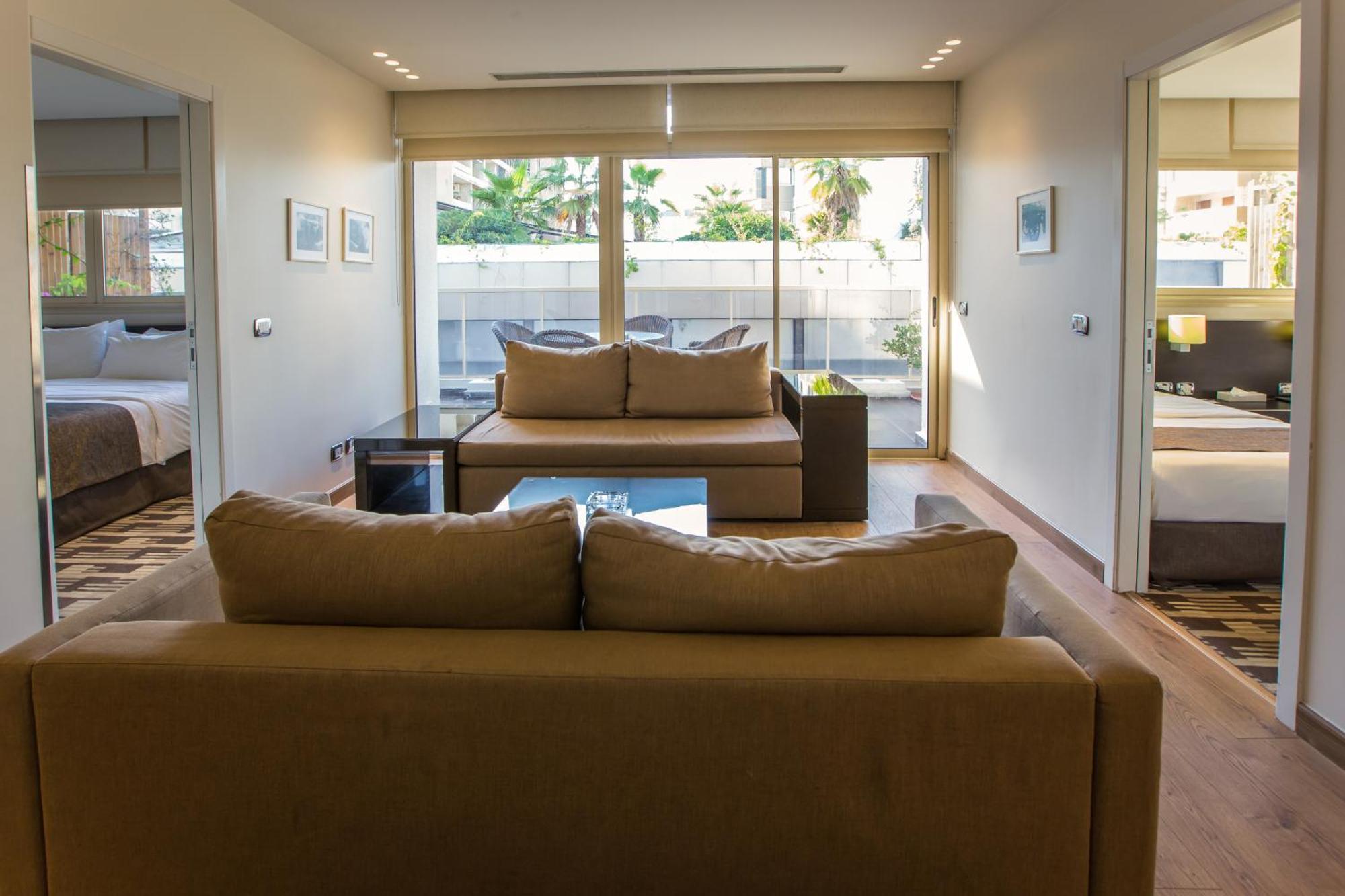 Premium One-Bedroom Suite