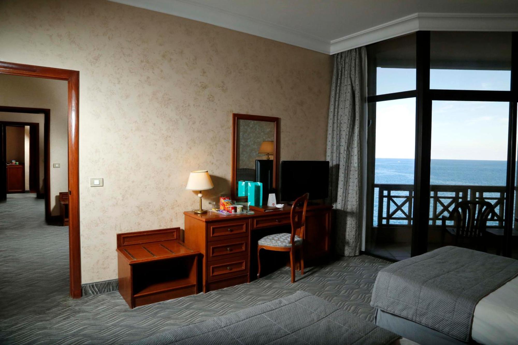 Premium Family Room Sea View
