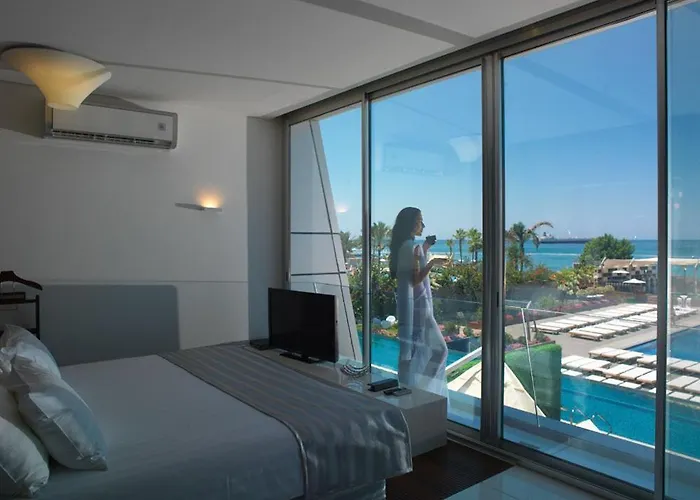 Veer Luxury Boutique Hotel & Beach Club Jounieh