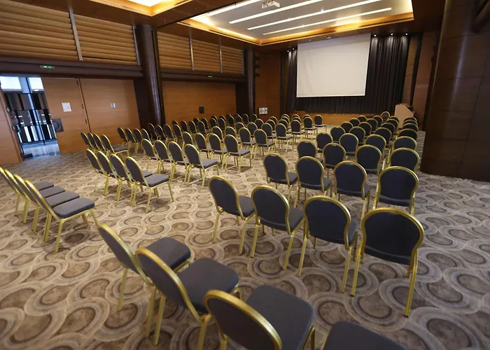 Radisson Blu Hotel, Beirut Verdun