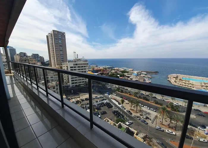 Holiday Home Suites Beirut