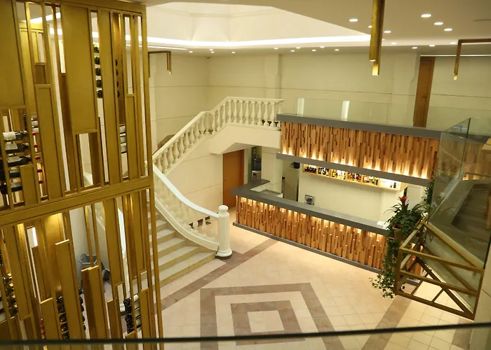 Serenada Golden Palace - Boutique Hotel Beirut