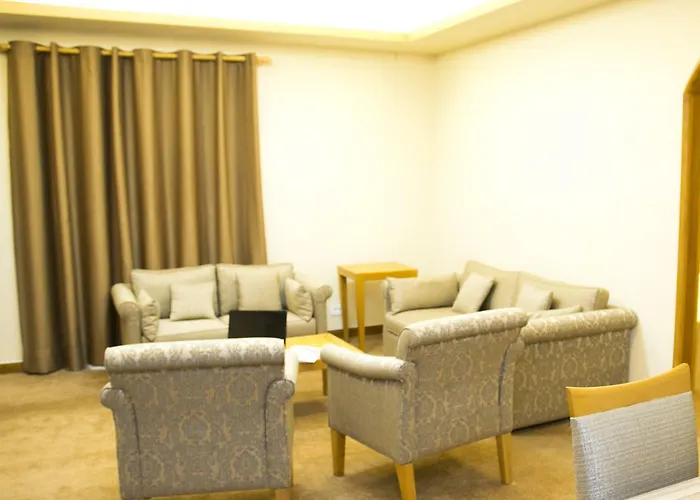 Bzommar Palace Hotel Harisa