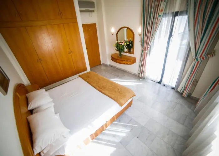 Pet friendly White House Apartments Beirut